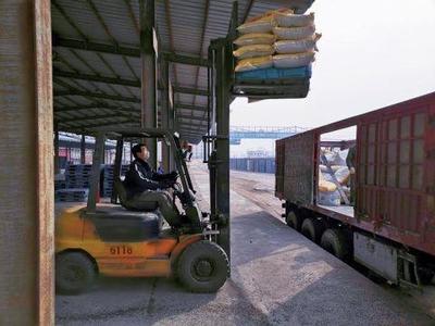 保障农耕物资运输 北京铁路局全面实行“无接触式”手续办理服务